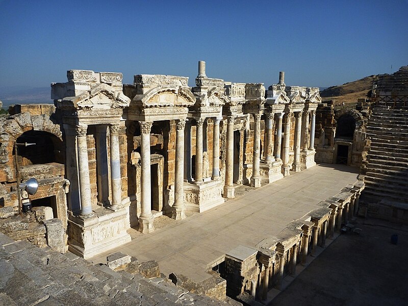 File:Theatre of Hierapolis - scaenae frons.jpg