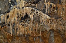 Stalactites in the New Series Treak Cliff Cavern - interior - Andy Mabbett - 28.JPG