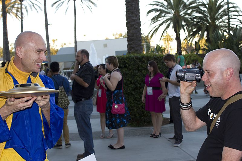 File:UFO Phil speaks to the camera at VidCon 2012 in Anaheim, California 03.jpg