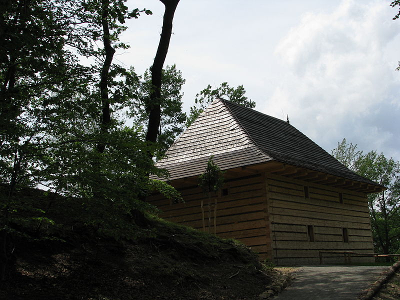 File:Valašská dědina 2009-06 (2).JPG