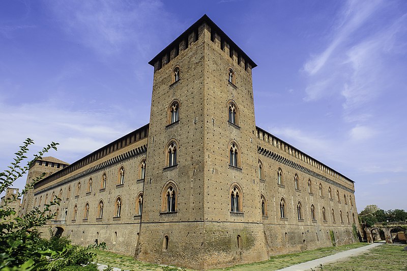 File:Visconteo Castle of Pavia.jpg