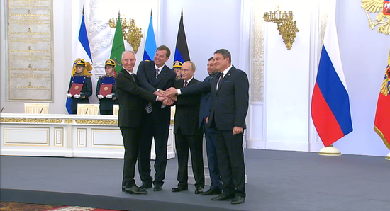 Vladimir Saldo, Yevgeny Balitsky, Vladimir Putin, Denis Pushilin and Leonid Pasechnik (2022-09-30 17-03-30).png