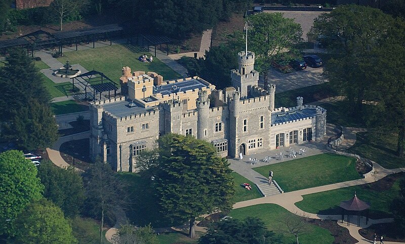 File:Whitstable Castle aerial view.jpg
