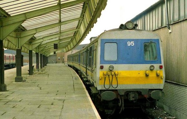 NIR 80 Class train at York Road station in 1991