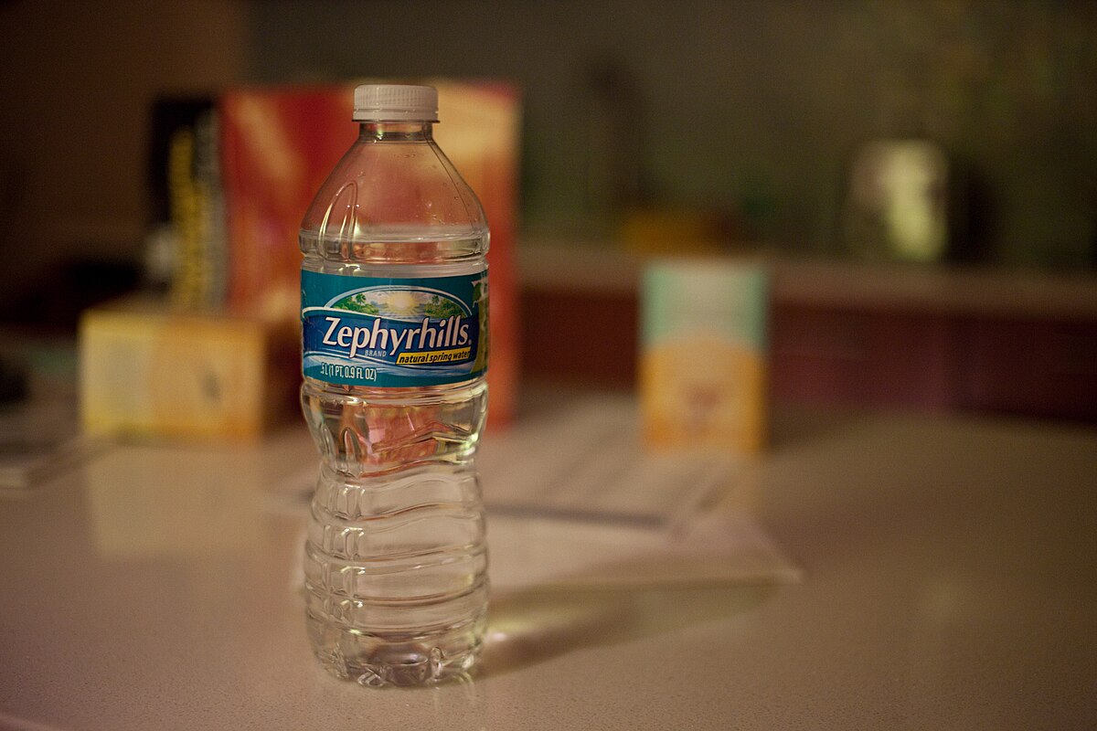 Bottled water - Wikipedia