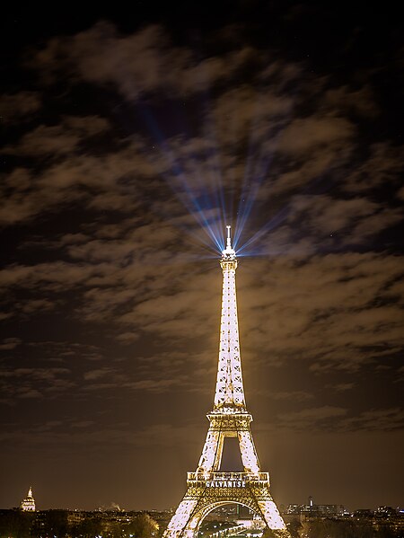 File:-COP21 - Human Energy à la Tour Eiffel à Paris - -climatechange (22945979583).jpg