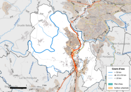 Carte en couleur présentant le réseau hydrographique de la commune