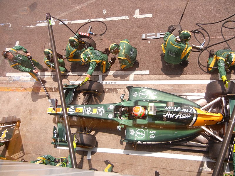 File:2011 Brazil GP - Lotus pitstop.jpg