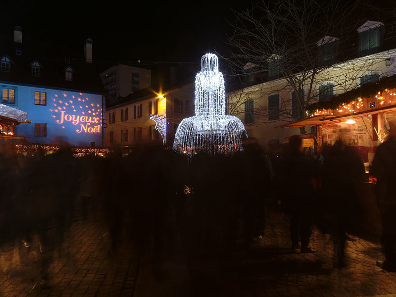 File:2013-12-21 18-06-44 lumieres-noel-montbeliard.jpg