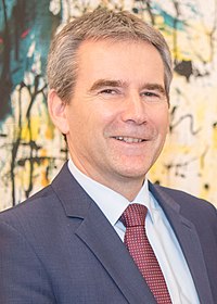 2018 Günther Oettinger und Hartwig Löger (40193667752) (cropped).jpg