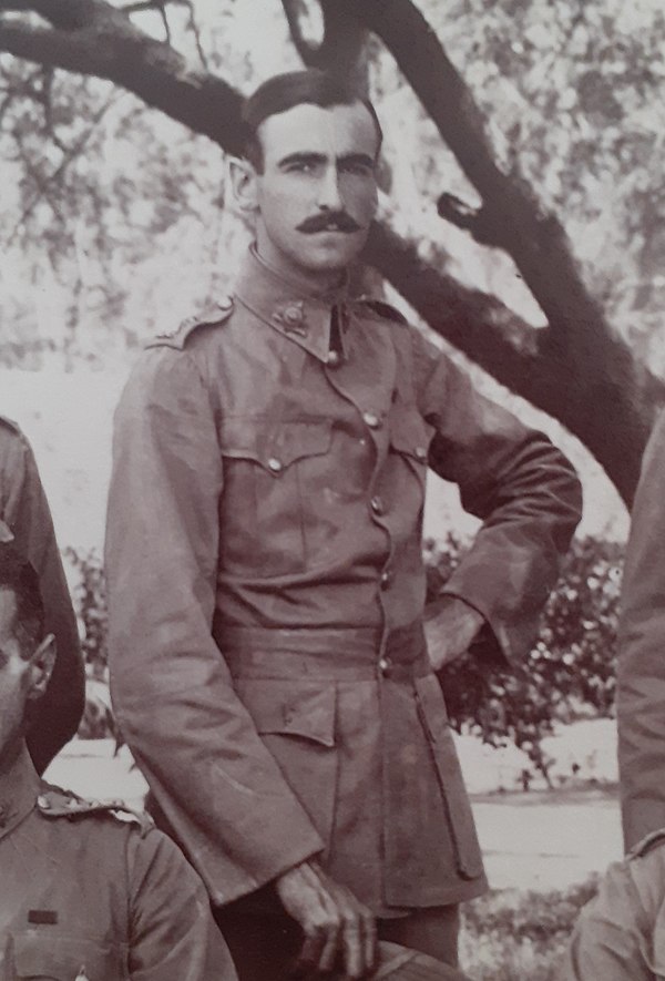 Carton de Wiart as a lieutenant with the 4th Dragoon Guards at Muttra in September 1904