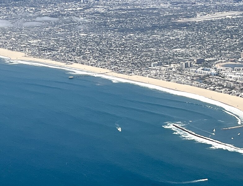 File:Aerial view of beaches (Venice) July 2022 (3).jpg