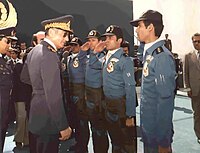 200px-Aerobatic_team_and_Shah.jpg