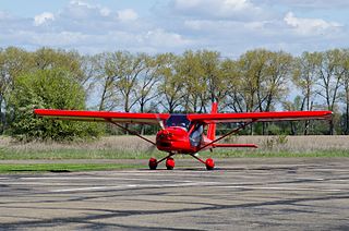 <span class="mw-page-title-main">Aeroprakt A-32 Vixxen</span> Type of aircraft