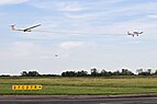 Aerotowing glider remorquage planeur.jpg