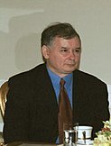 Aleksander Kwasniewski i Jaroslaw Kaczynski (cropped).jpeg