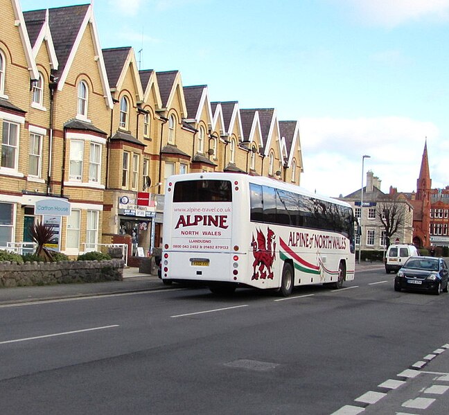 File:Alpine coach in Colwyn Bay - geograph.org.uk - 5031158.jpg