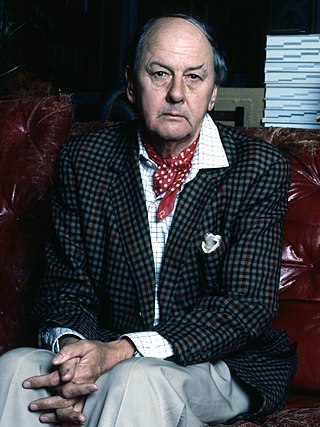 <span class="mw-page-title-main">Andrew Cavendish, 11th Duke of Devonshire</span> British politician and duke (1920–2004)