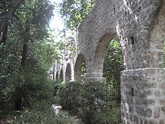 Aqueduc de l'arboretum de Trsteno.