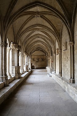 Claustro de San Trófimo