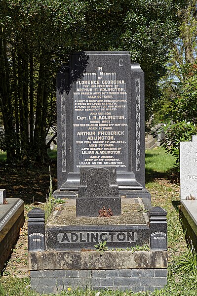 File:Art Deco grave monument - City of London Cemetery and Crematorium ~ Adlington dedication.jpg