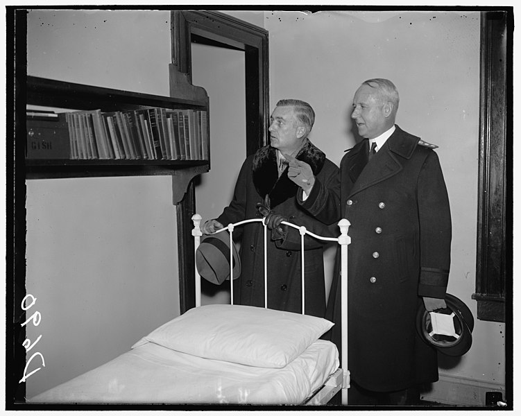 File:Assistant Secretary inspects Naval Academy. Annapolis, Md. Visiting the Naval Academy for the first time since his appointment, Assistant Secretary Charles Edison Inspects a Midshipman's LCCN2016871208.jpg