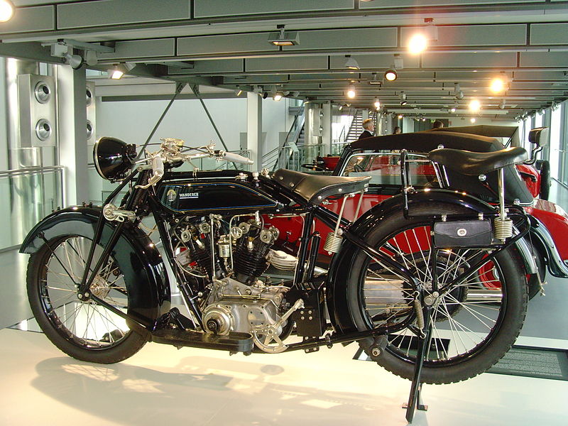 File:Autostadt Wolfsburg - motorrad ikonen - Wanderer Typ H 1927 1 - Flickr - KlausNahr.jpg