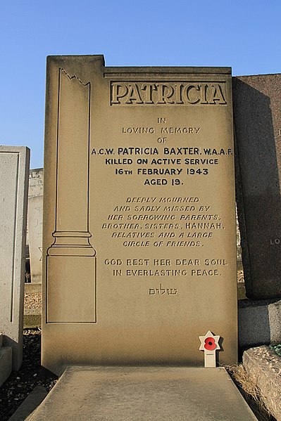 File:Baxter P East Ham Cemetery.jpg