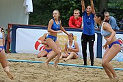 Deutsch: Beachhandball Europameisterschaften 2019 (Beach handball Euro); Tag 5: 6. Juli 2019 – Frauen, Platzierungsspiel für die Ränge 5–8, Rumänien-Zypern 2:0 (18:17, 18:14) English: Beach handball Euro; Day 5: 6 July 2019 – Placement Match/Cross Match for rank 17–20 Women – Romania-Cyprus 2:0 (18:17, 18:14)