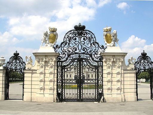 Schloss Belvedere (Wien): Haupttor zum Oberen Belvedere von Johann Georg Oegg