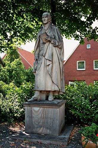 Bernard Overberg Statue Voltlage 3.jpg