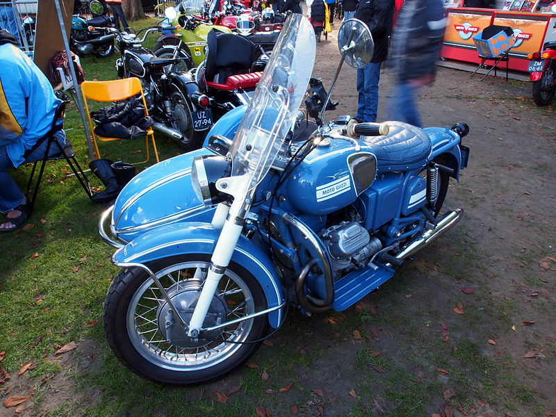 File:Blue Moto Guzzi with sidecar pic2.JPG