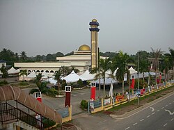Mešita Bukit Payong, orientační bod ve středu Bukit Payong