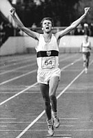 Silbermedaillengewinner Werner Schildhauer gewann fünf Tage später ebenfalls Silber über 5000 Meter – bei den Weltmeisterschaften 1983 wurde er jeweils Zweiter 5000 und 10.000 Meter
