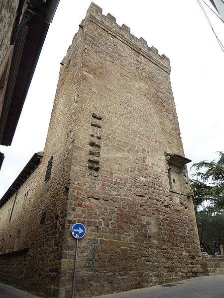 File:Castillo-palacio Príncipe de Viana 03.jpg