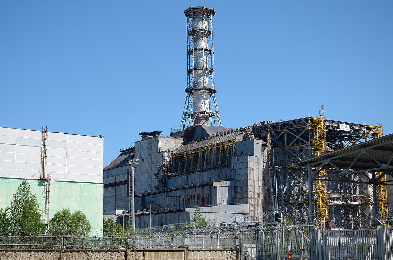 File:Chernobyl Nuclear Power Plant 2011.jpg - Wikimedia ...