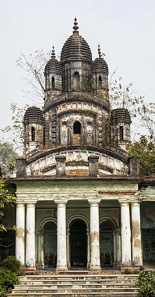 File:Chhoto or Junior "Ras Mandir"(Das Family) - Inside View - Tollygunge, Kolkata.jpg