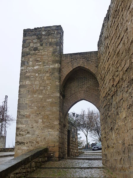 File:City walls of Úbeda 06.JPG