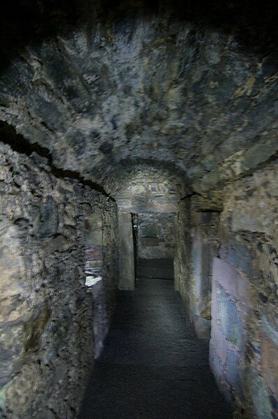 File:Corridor in the basement of Muness Castle - geograph.org.uk - 2823173.jpg