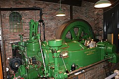 1915 Crossley Gas Engine (type GE130 No75590), 150 hp.