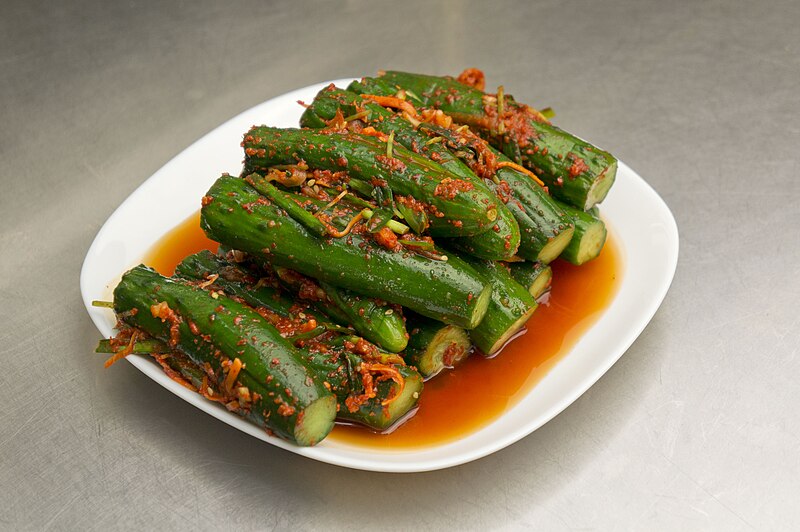 File:Cucumber kimchi on plate.jpg