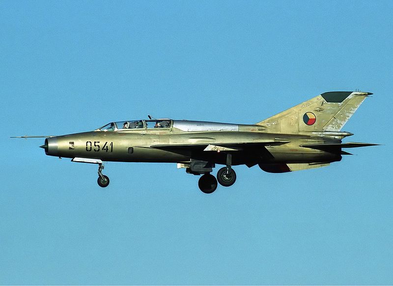 File:Czechoslovak Air Force Mikoyan-Gurevich MiG-21US Lofting-1.jpg