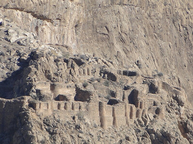 File:Darul-Aman Castle 2012-1.jpg