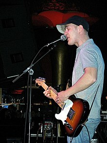 Frontman Davey von Bohlen in 2007