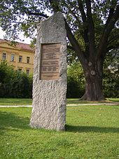 Denkmal auf dem Hospitalplatz für die Lehrer-Schüler-Widerstandsgruppe von 1949/50