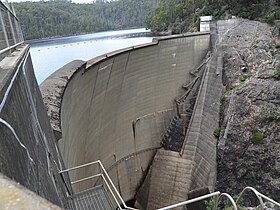 Gerbang setan Bendungan Tasmania.jpg