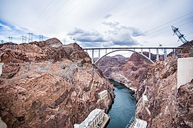 Blick vom Hoover Dam auf die Brücke am 7. Mai 2016