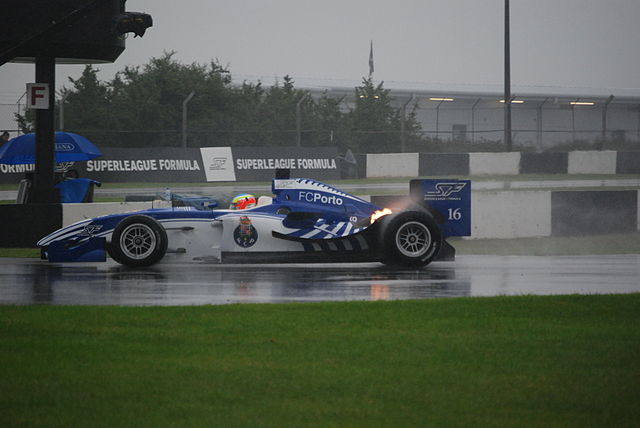 Tristan Gommendy lapping around Donington Park in the wet in 2008
