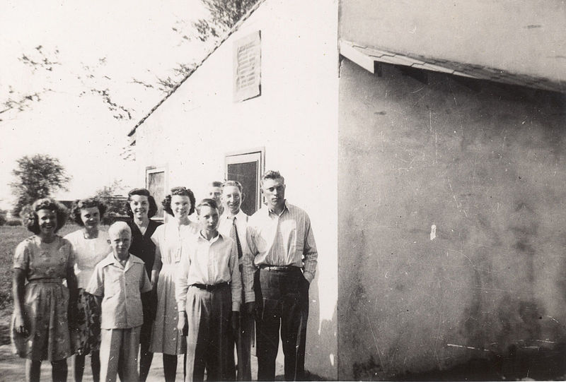 File:Ella Mae, Irma, Danny Funk, Bertha Schmidt, Martha reimer, Paul Funk, Cornelius Funk, John Funk, Leonard Reimer (3693425583).jpg