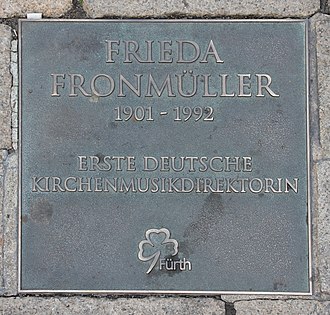 Frieda Fronmüller